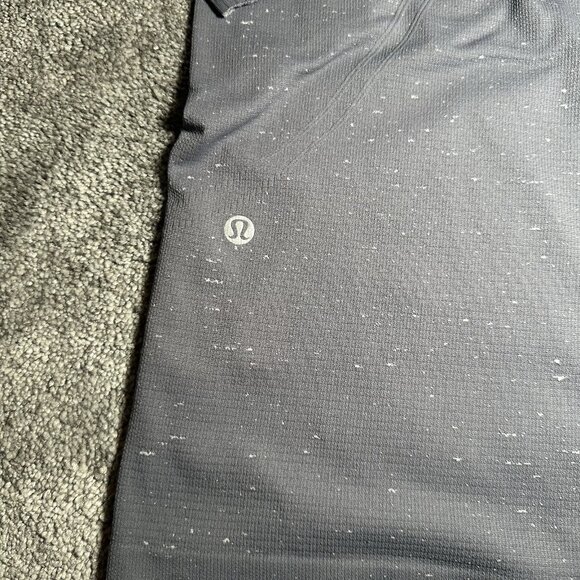 Lululemon Swiftly Tech Hooded 1/2 Zip Long Sleeve Size 10 Nebula Grey White Read - Picture 10 of 14